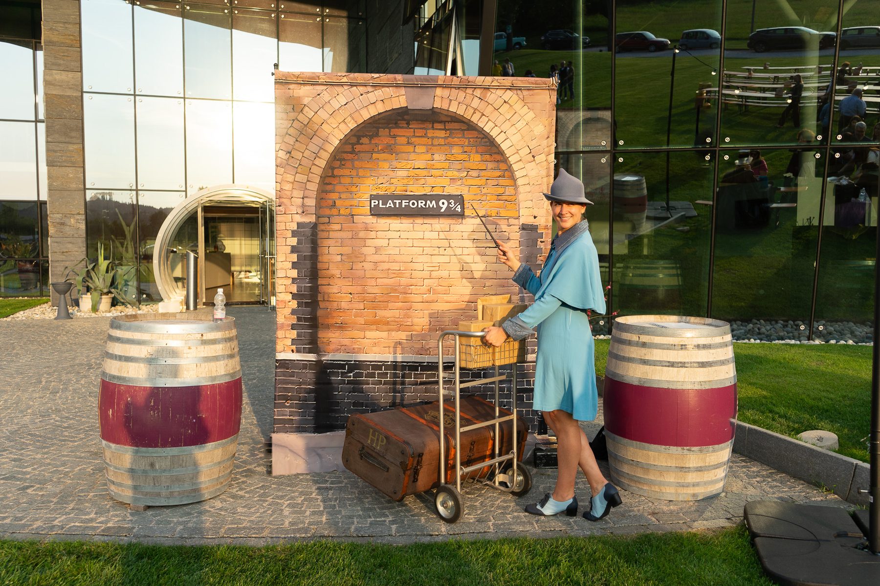 Set design - Ford Anglia 105E a noleggio per eventi e matrimoni