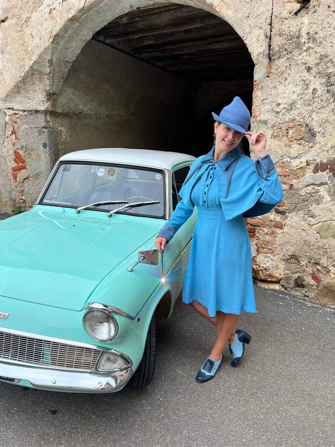 Cosplay - Ford Anglia 105E a noleggio per eventi e matrimoni