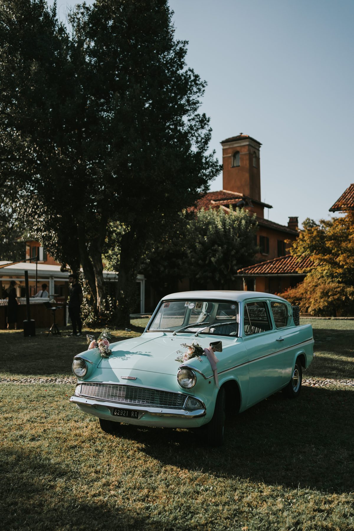 Matrimoni - Ford Anglia 105E a noleggio per eventi e matrimoni