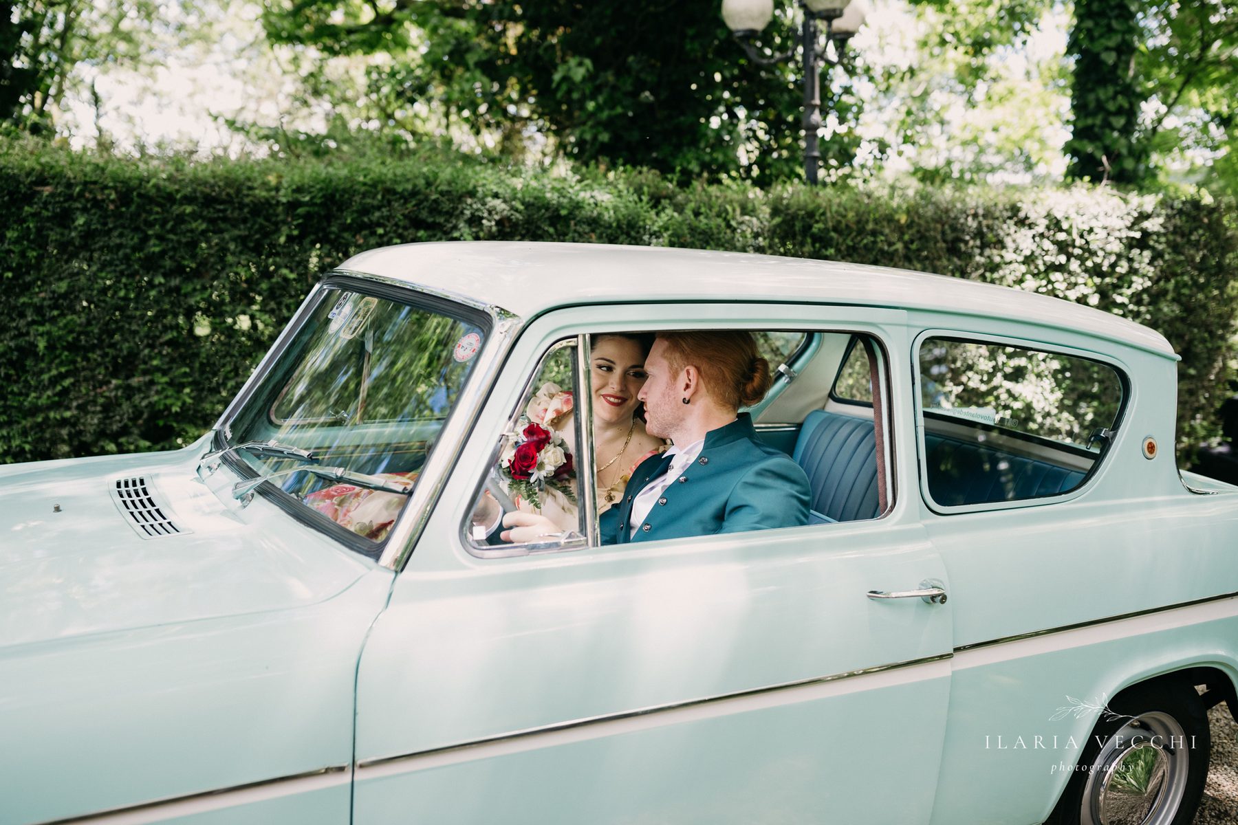 Matrimoni - Ford Anglia 105E a noleggio per eventi e matrimoni