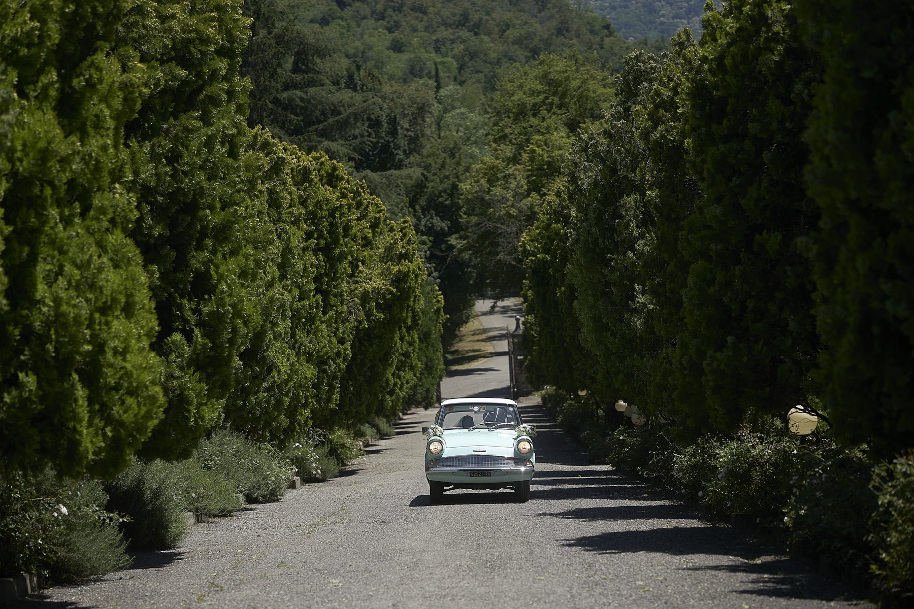Matrimoni - Ford Anglia 105E a noleggio per eventi e matrimoni